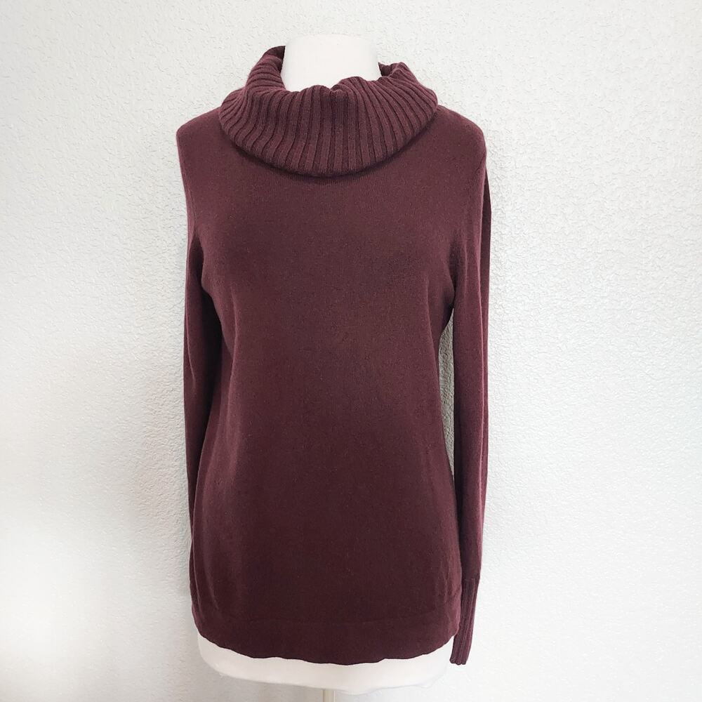 Land's End Maroon Turtleneck Sweater Size Medium